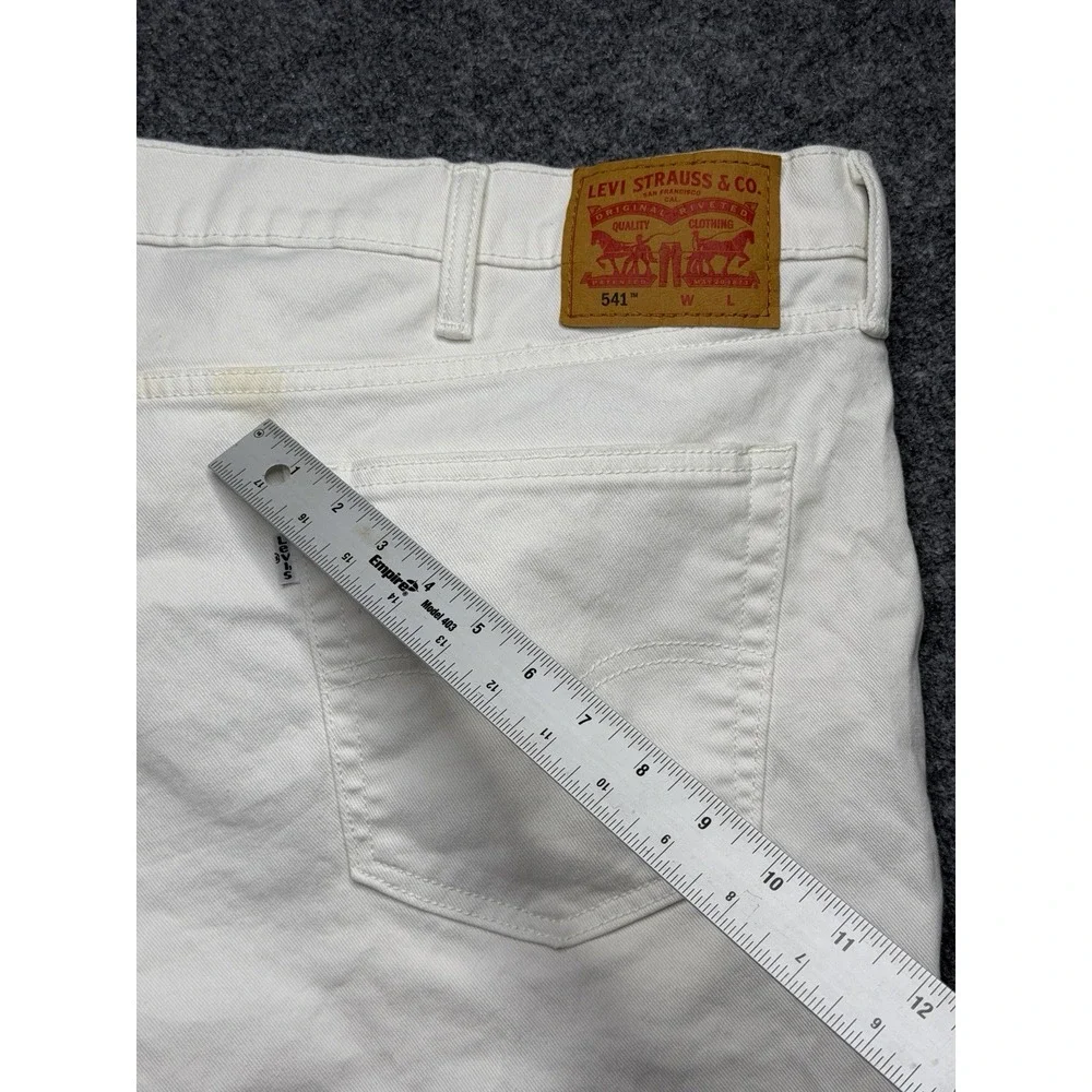 Levis levi 541